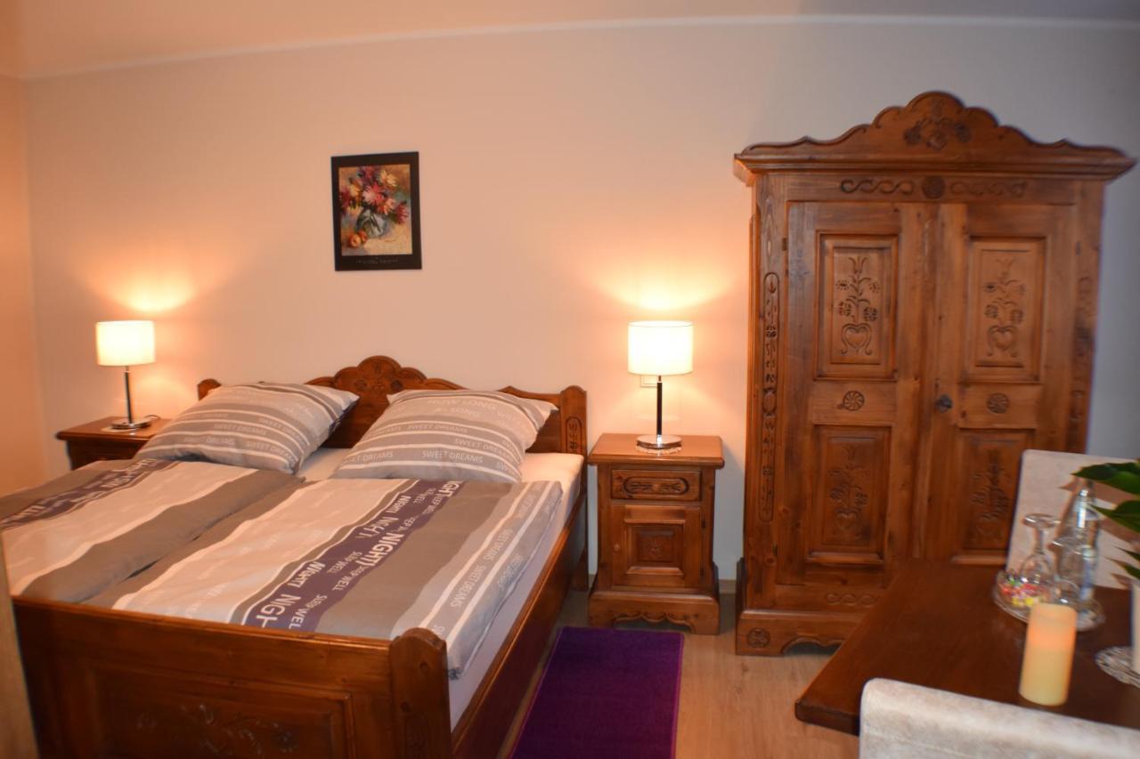 Hotel Buergergesellschaft Betzdorf ภายนอก รูปภาพ