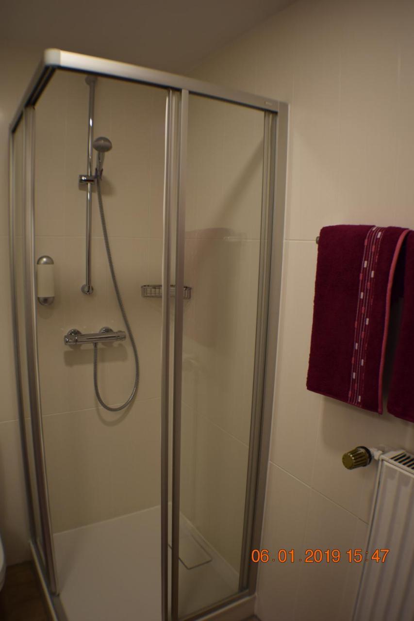 Hotel Buergergesellschaft Betzdorf ภายนอก รูปภาพ